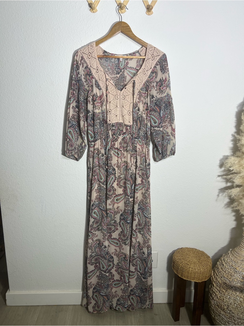 DR2 • Daniel Rainn beige and paisley maxi dress with boho crochet lace detail
